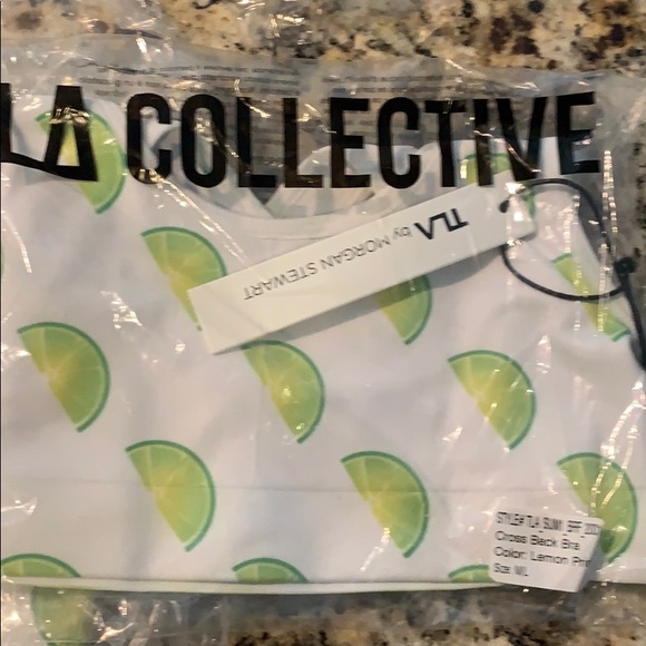 Morgan Stewart Sport Lime Legging Set - Picture 9 of 13